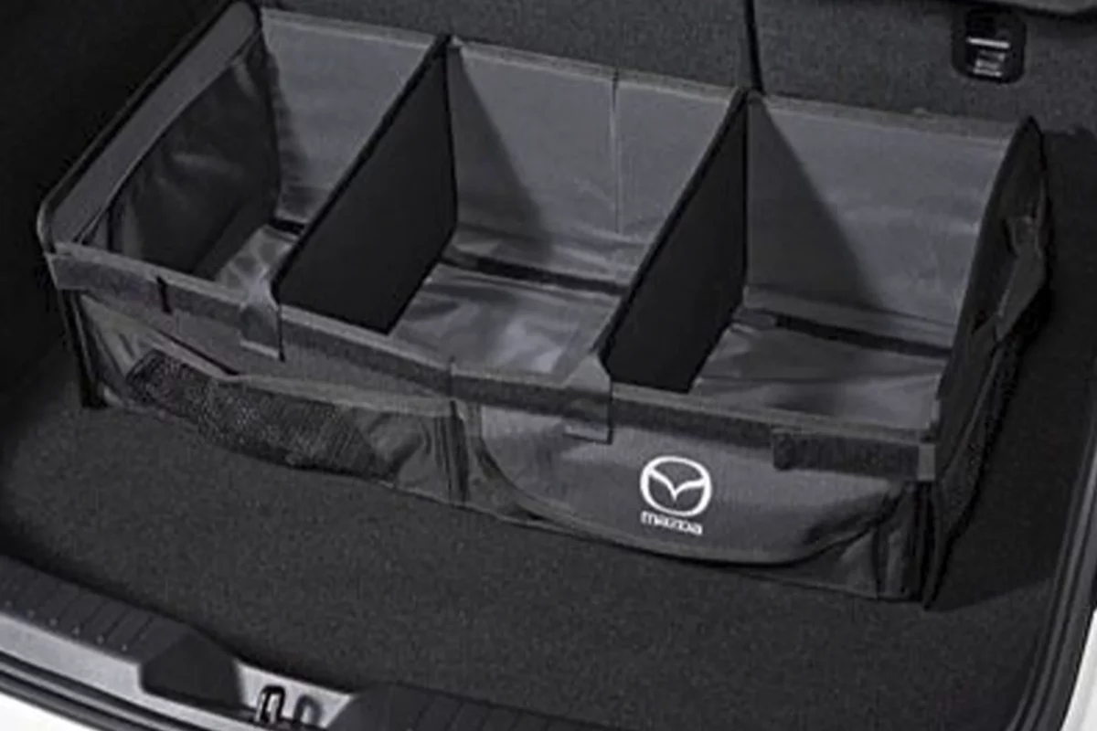 Für mehr Ordnung im Kofferraum: Der Mazda Kofferraum-Organizer bei Autohaus Hempel in Braunschweig